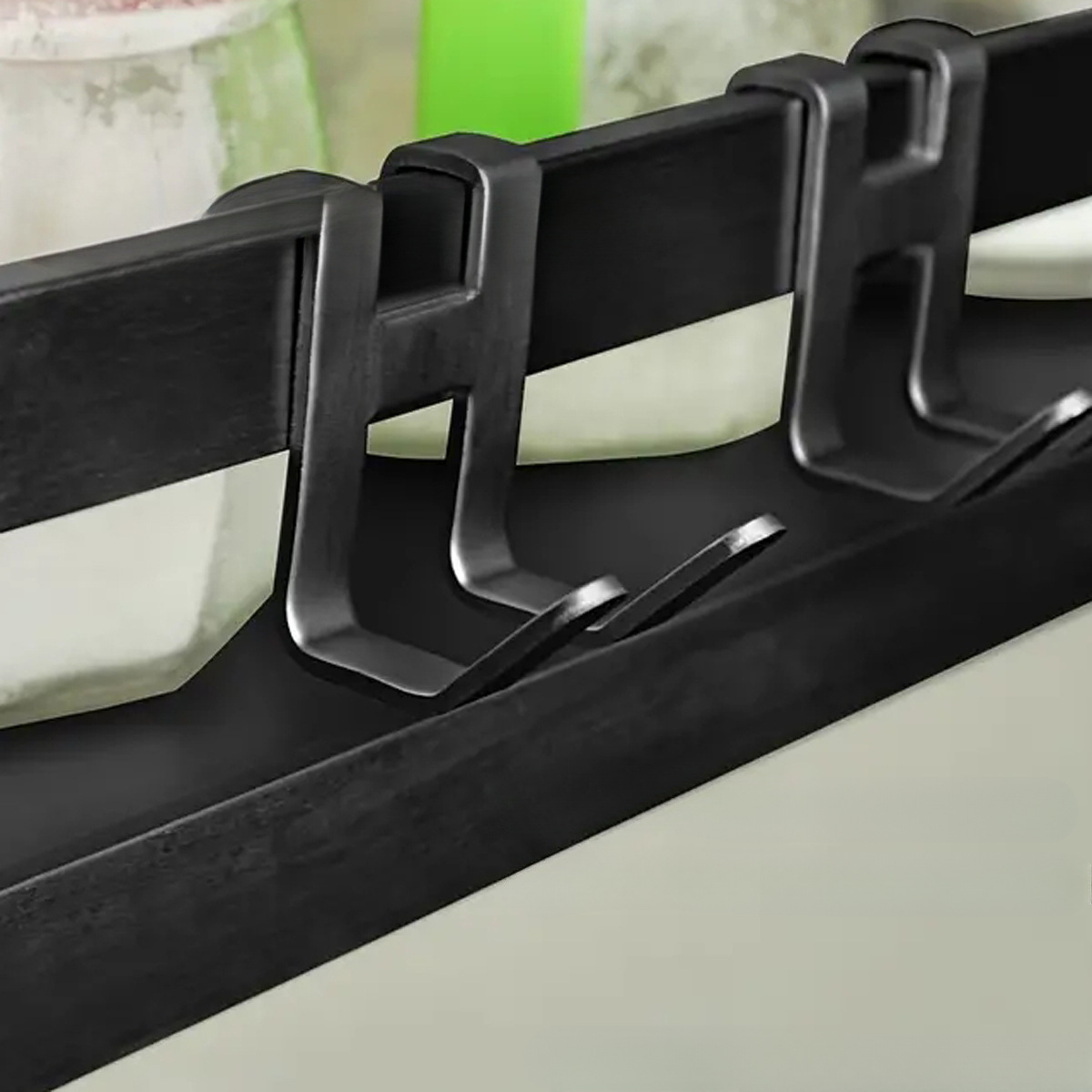ドアバックフックキャビネットドアフックキッチンドアリアハンガ - Office Furniture Installation のレビューと価格