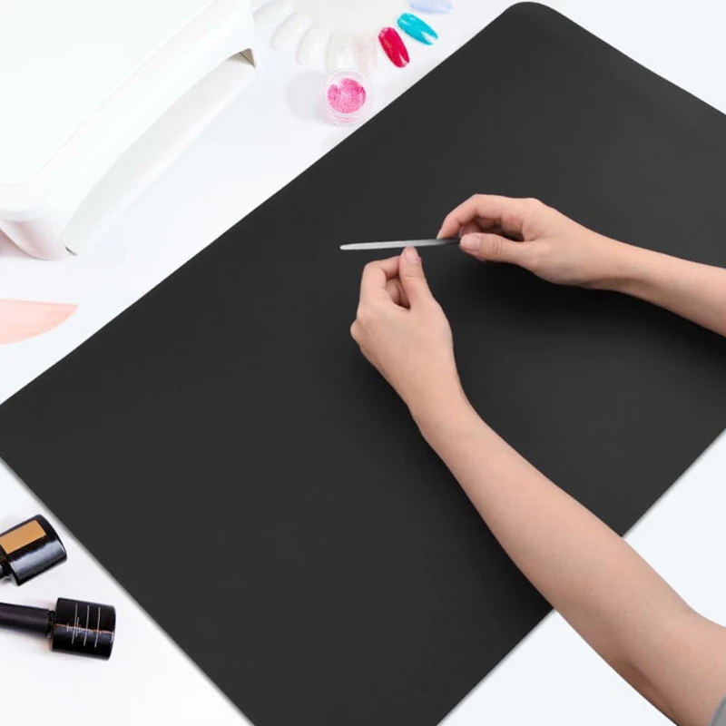 柔らかく折りたたみ可能なテーブルマット – 防水、傷つきにく - Office Furniture Installation のレビューと価格